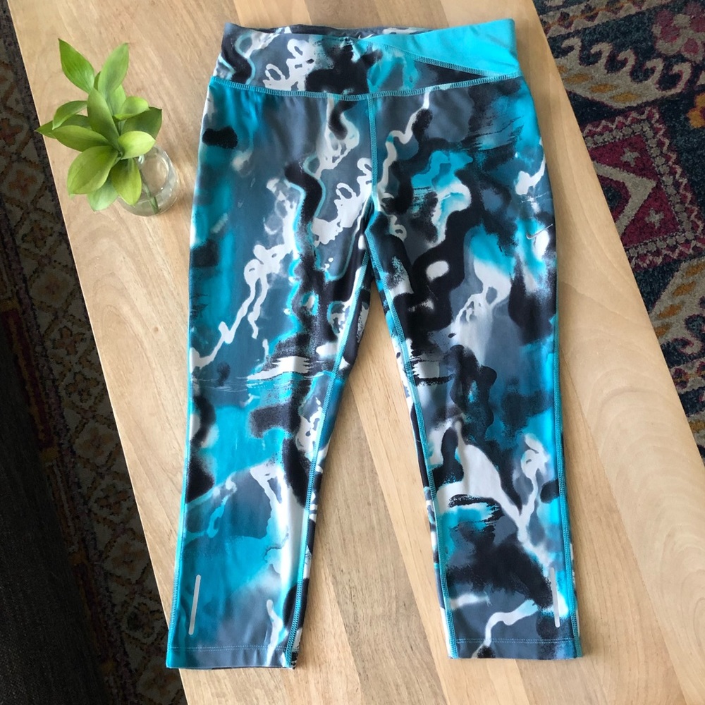 Nike Dri Fit Run Leggings, Size: Med